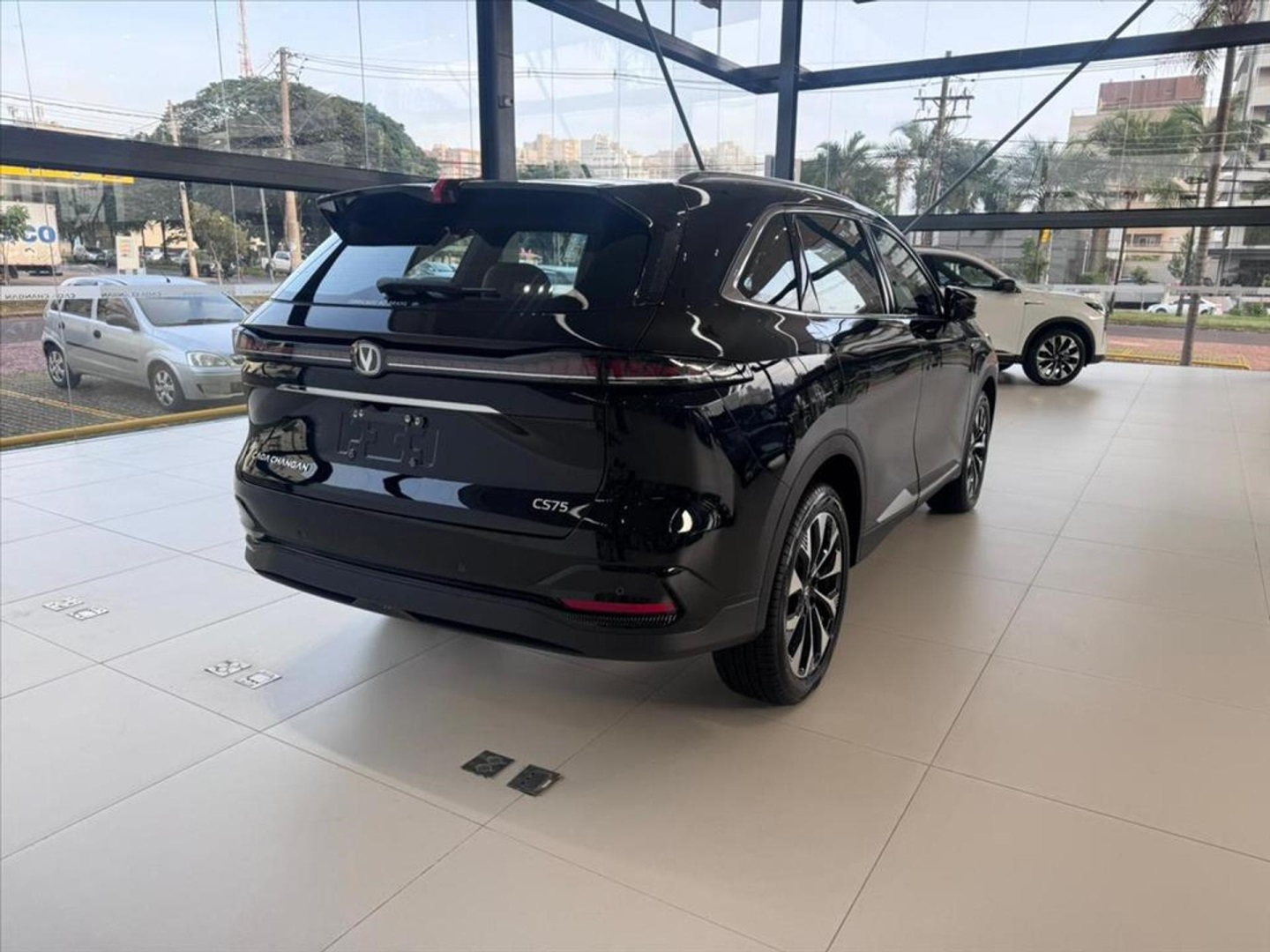 CAOA CHANGAN CS75 1.5 TGDI FLEX INFINITY 8AT - foto 6