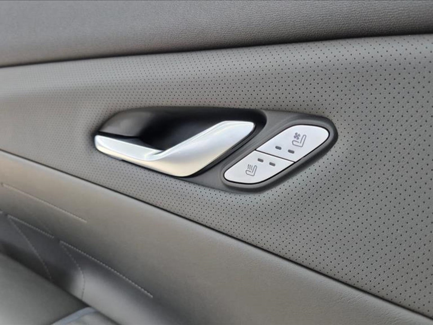 CAOA CHANGAN CS75 1.5 TGDI FLEX INFINITY 8AT - foto 11