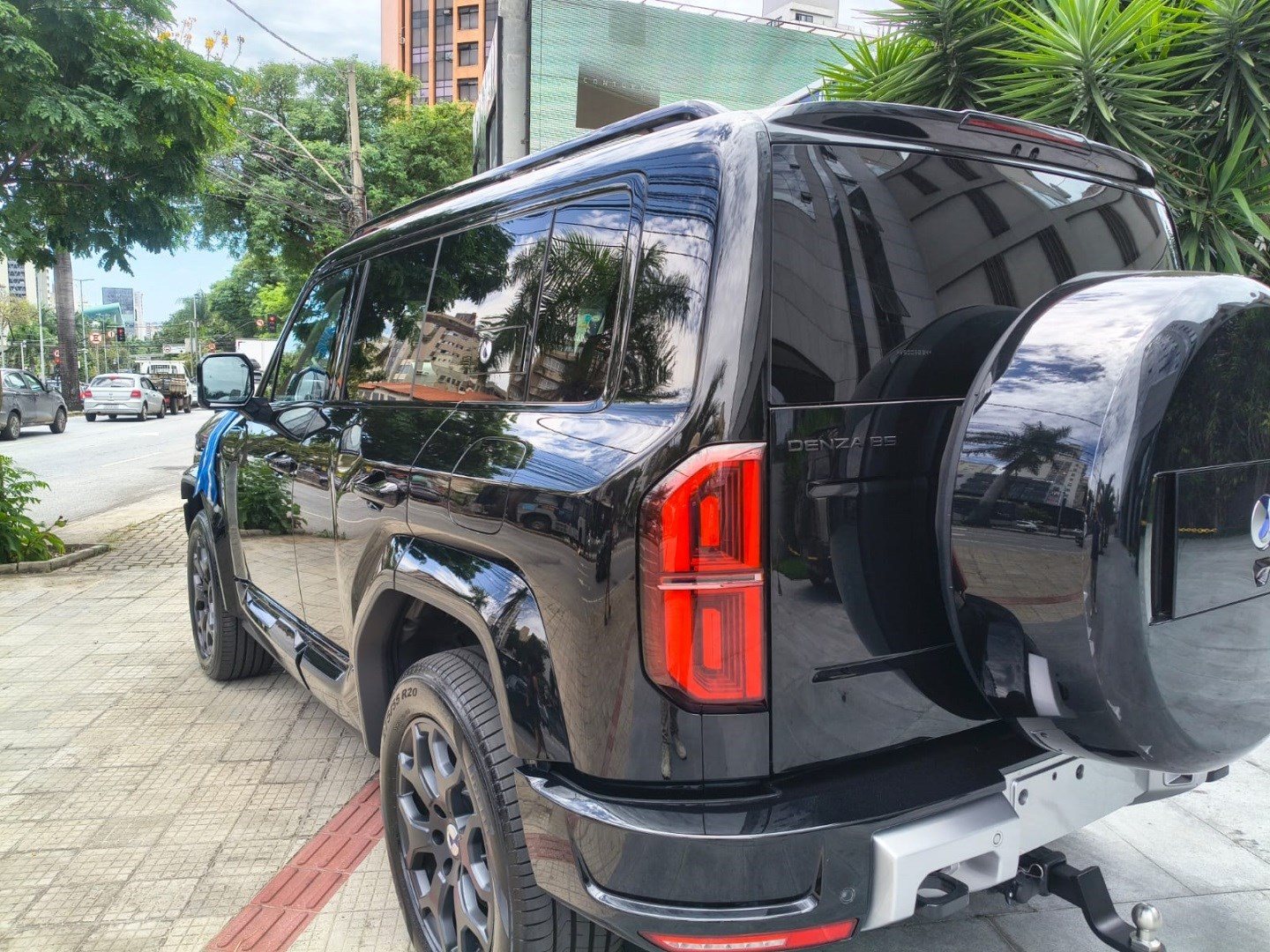 DENZA B5 1.5 TURBO PHEV GS AWD AUTOMÁTICO - foto 6